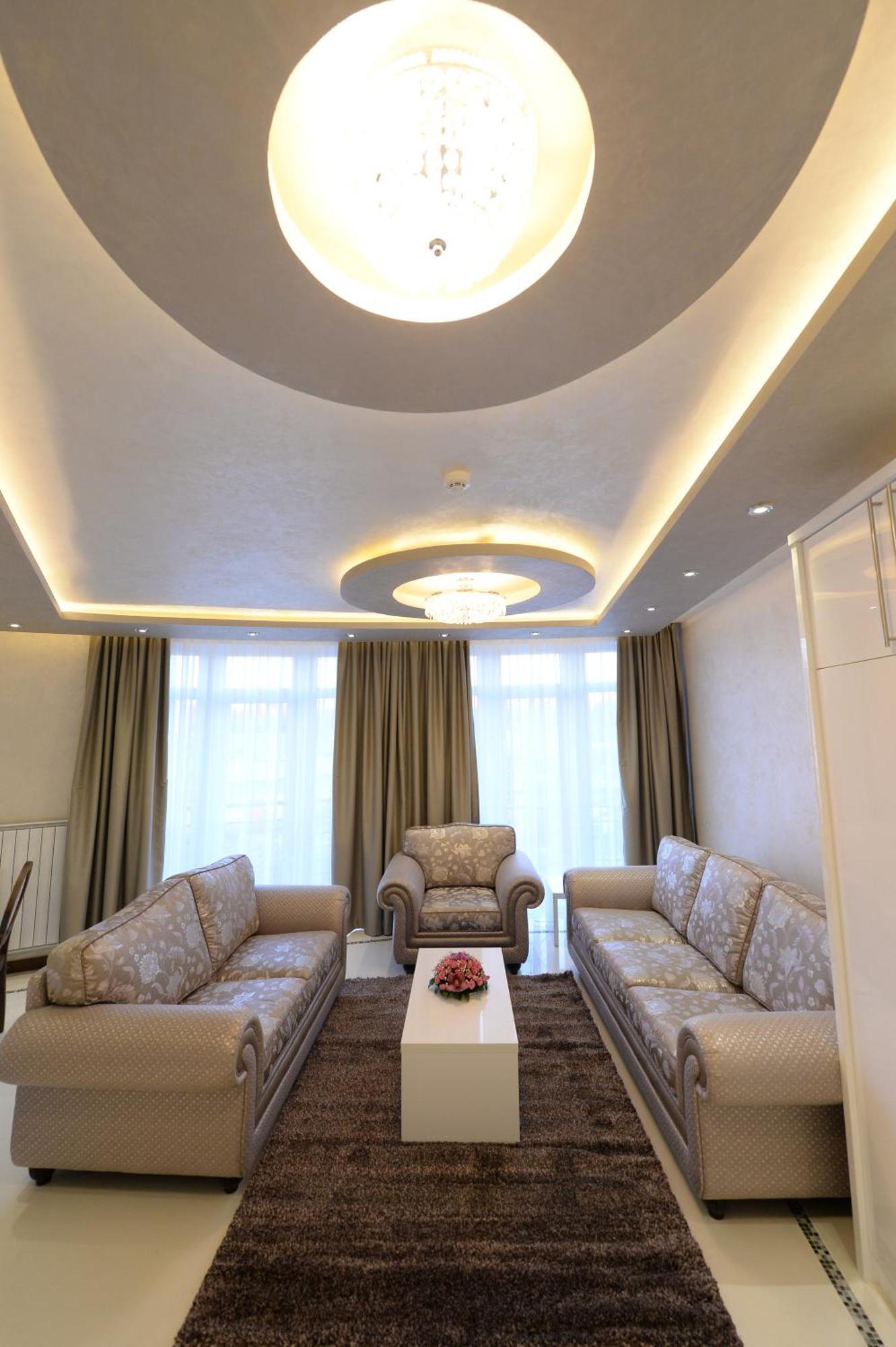 Hotel Majdan Belgrado Buitenkant foto