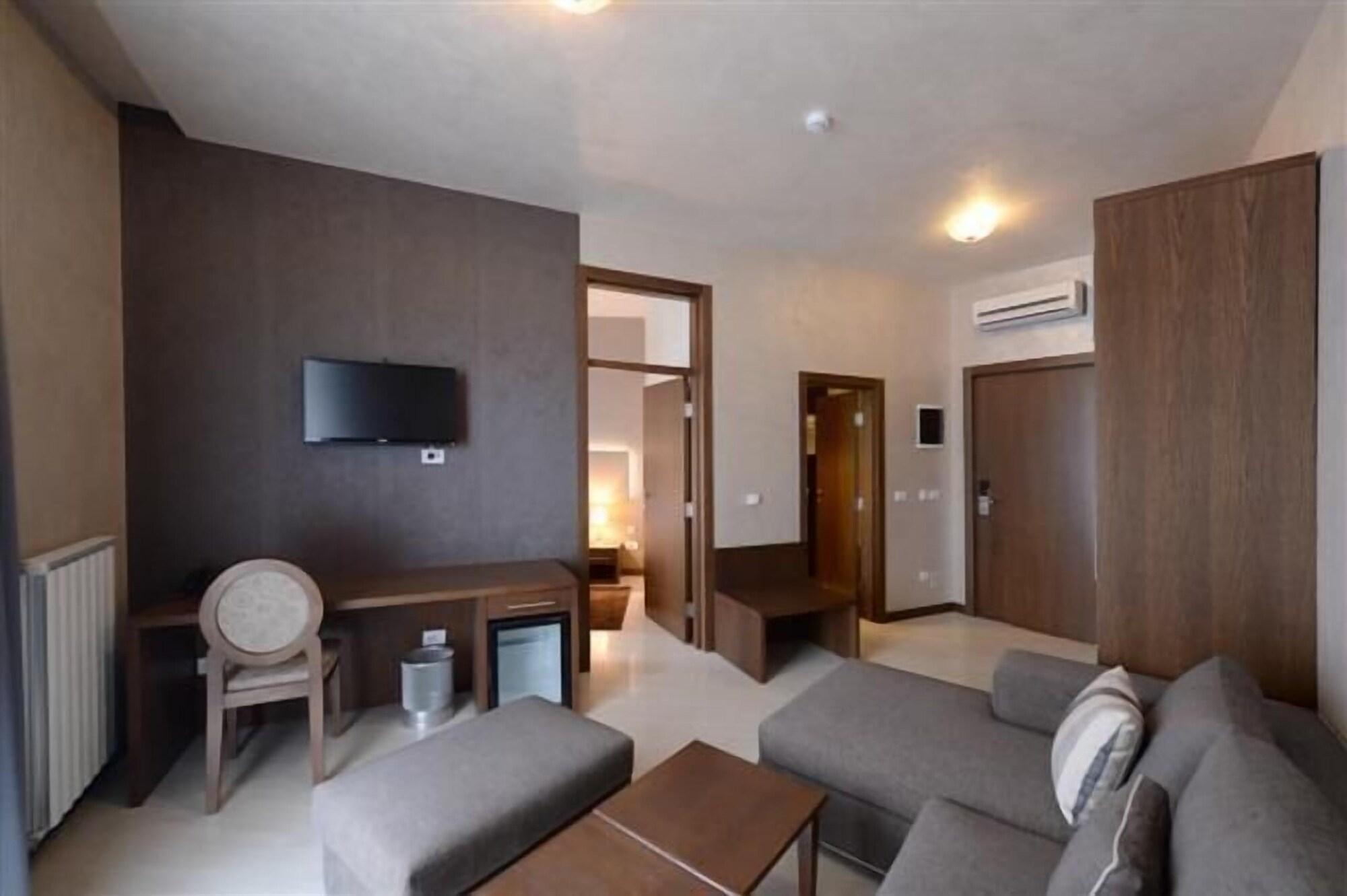 Hotel Majdan Belgrado Buitenkant foto