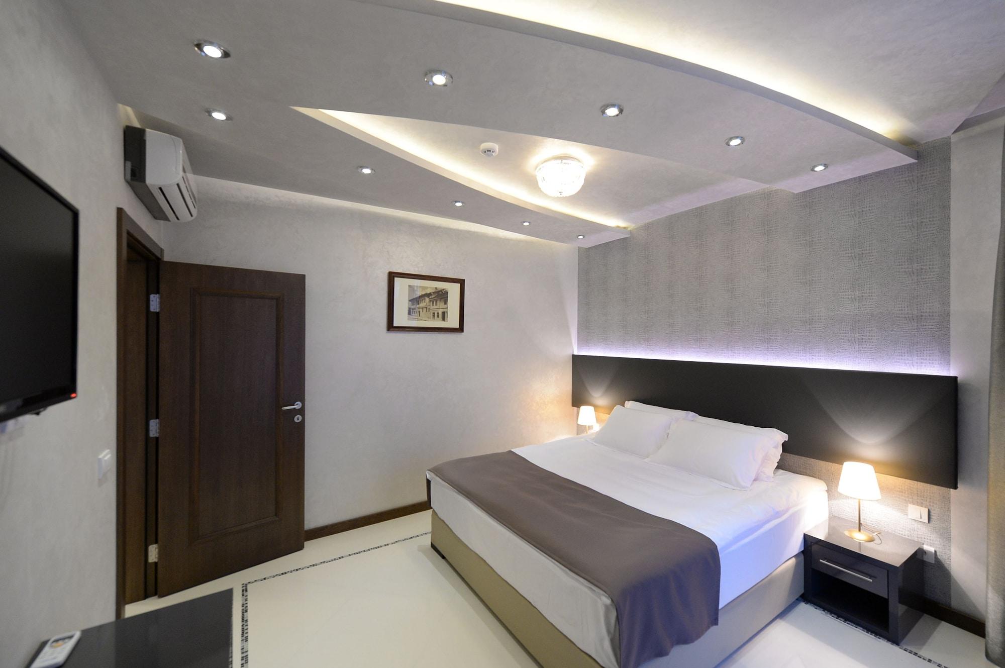Hotel Majdan Belgrado Buitenkant foto