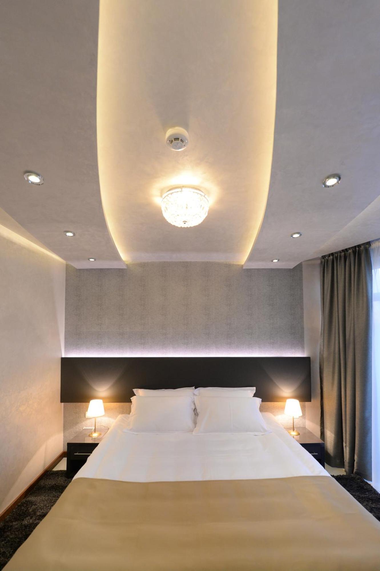 Hotel Majdan Belgrado Kamer foto